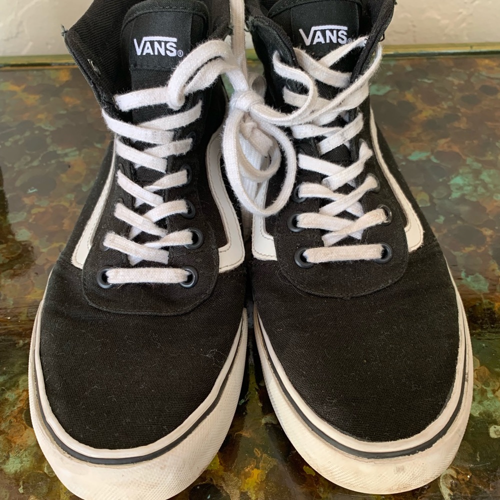 Vans Old Skool High Tops sz 8.5